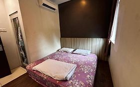 Oyo 91242 Muar Golden Horse Hotel